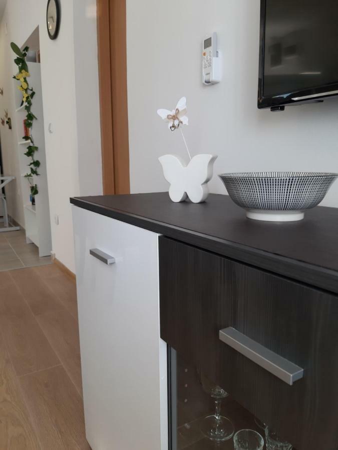 Apartment Butterfly Split - For Rest And Relaxation Esterno foto