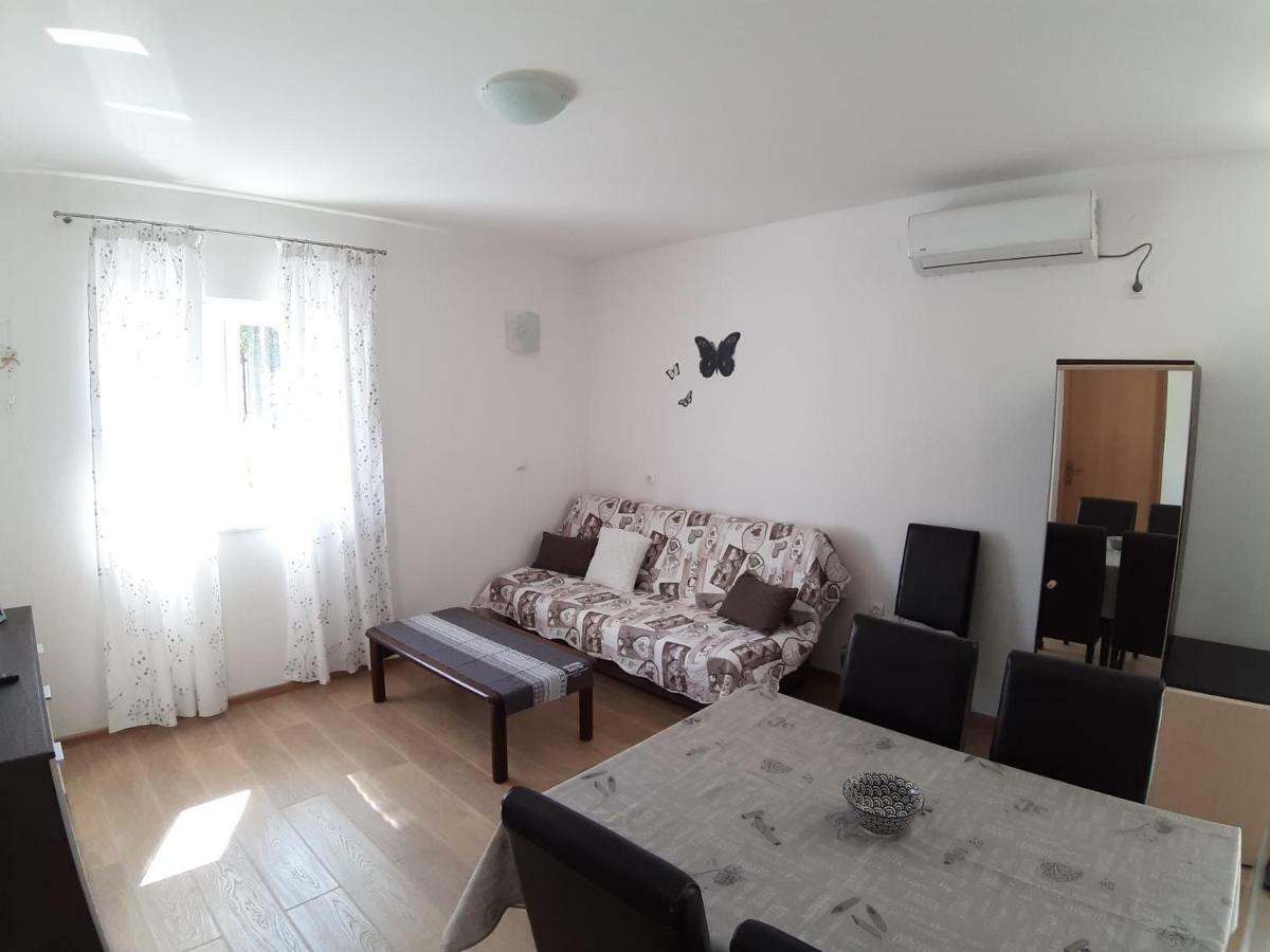 Apartment Butterfly Split - For Rest And Relaxation Esterno foto